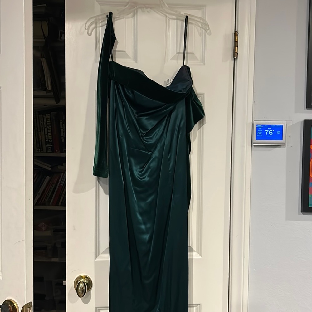 Jessica McClintock strapless emerald dress with gloves and velvet trim size 11